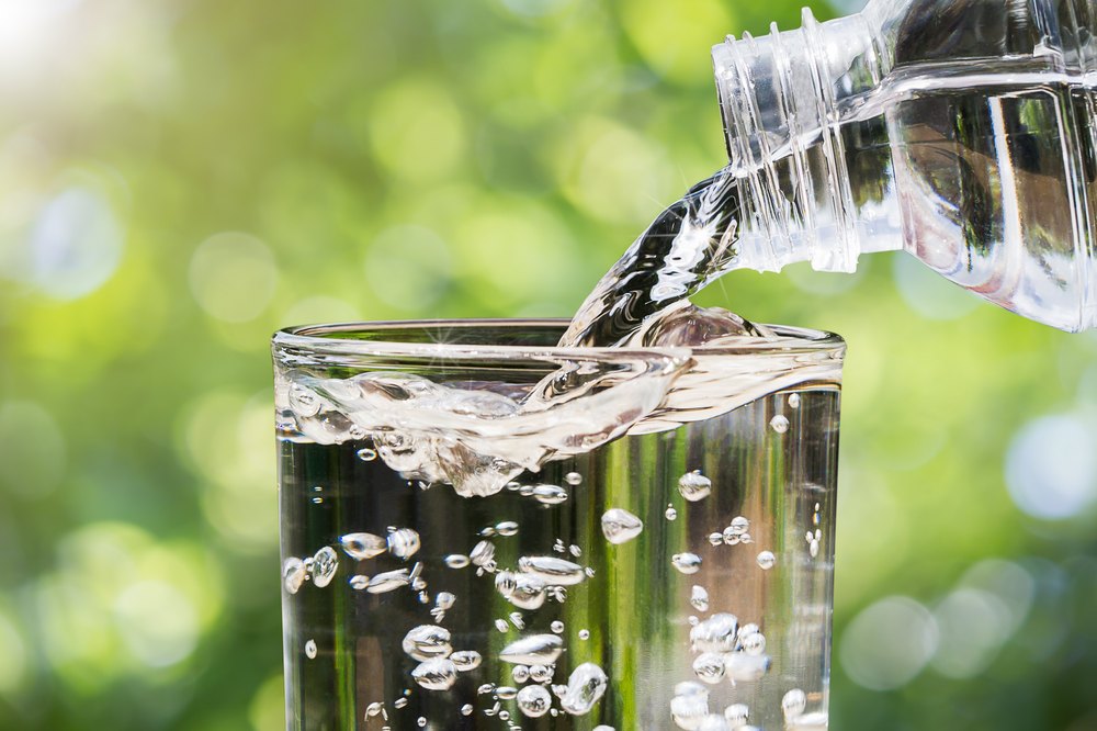 So entsteht natürliches Mineralwasser