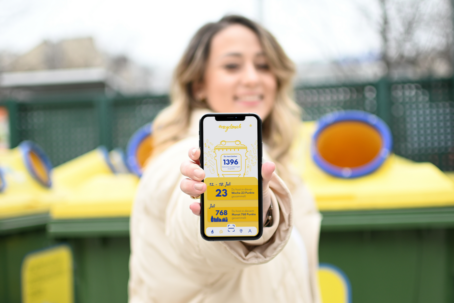 Verpackungen fachgerecht entsorgen und gewinnen: Digitale Lösungen wie die RecycleMich-App setzen Anreize zur Mülltrennung.